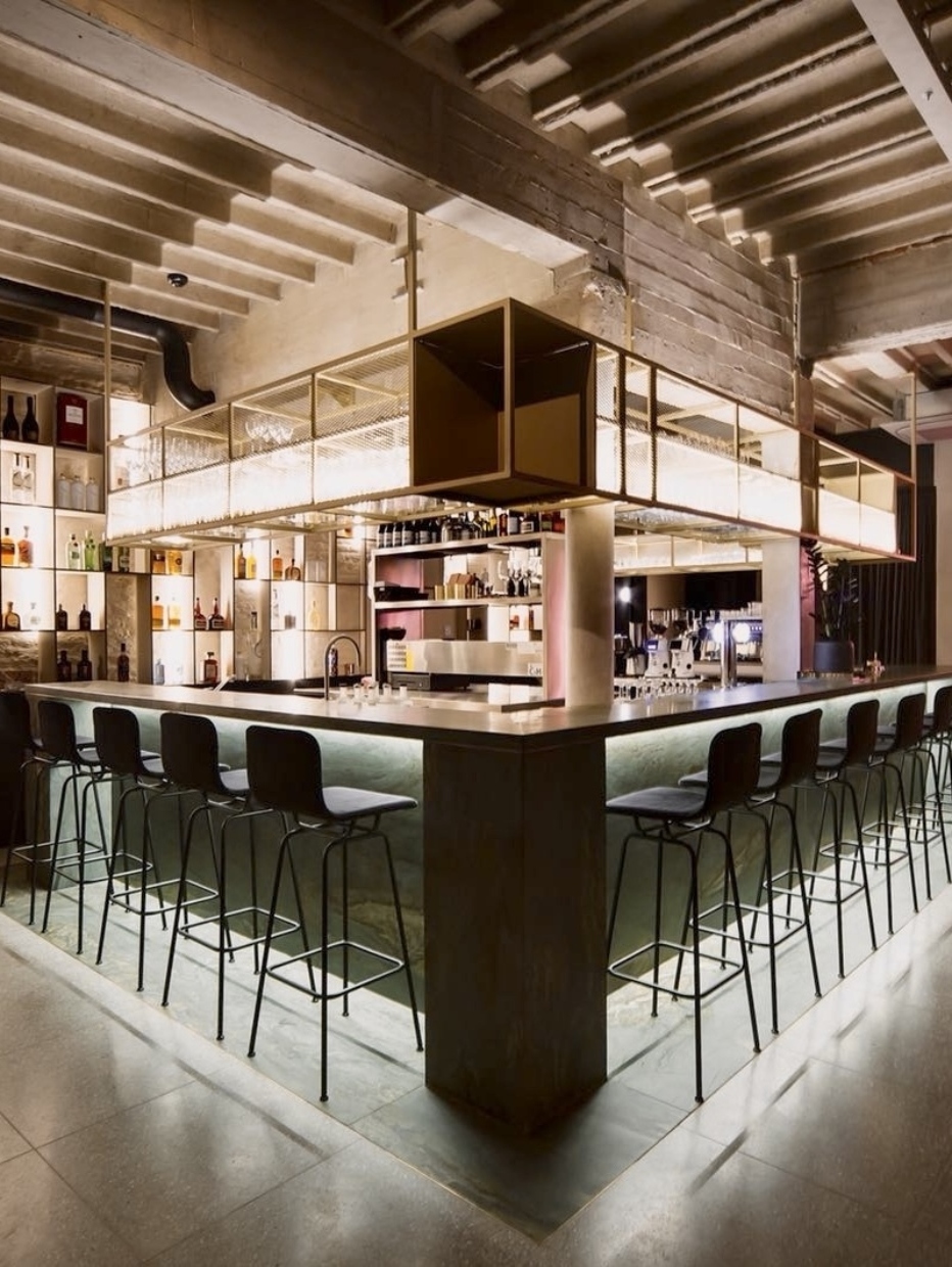 KKMM Nude Interior Bar